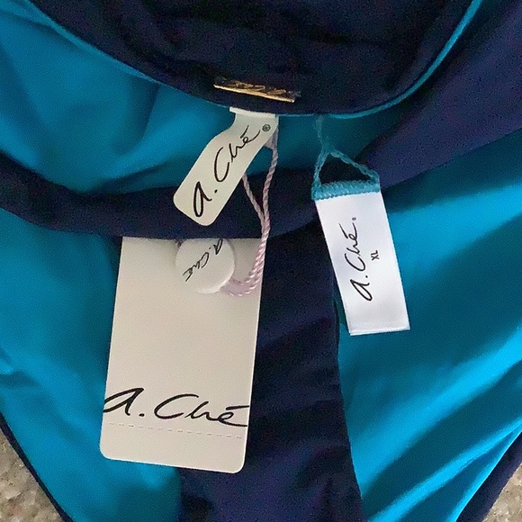 A. Clre’ hipster bikini blue NWT bottom reversible 52$ tag with multicol… - Picture 9 of 14